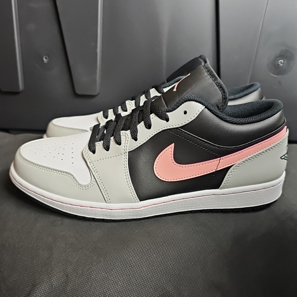 Air Jordan 1 low Bleached Coral Size 11